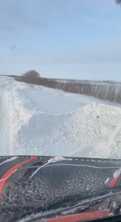 Стало известно, на каких участках региональных трасс Амурской области осложнено движение из-за снега