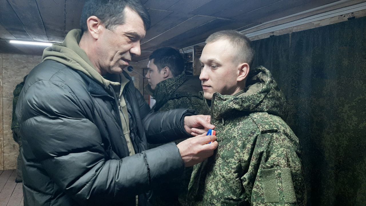 Отличились в бою: амурские военные получили медали Отличились в бою: амурские военные получили медали