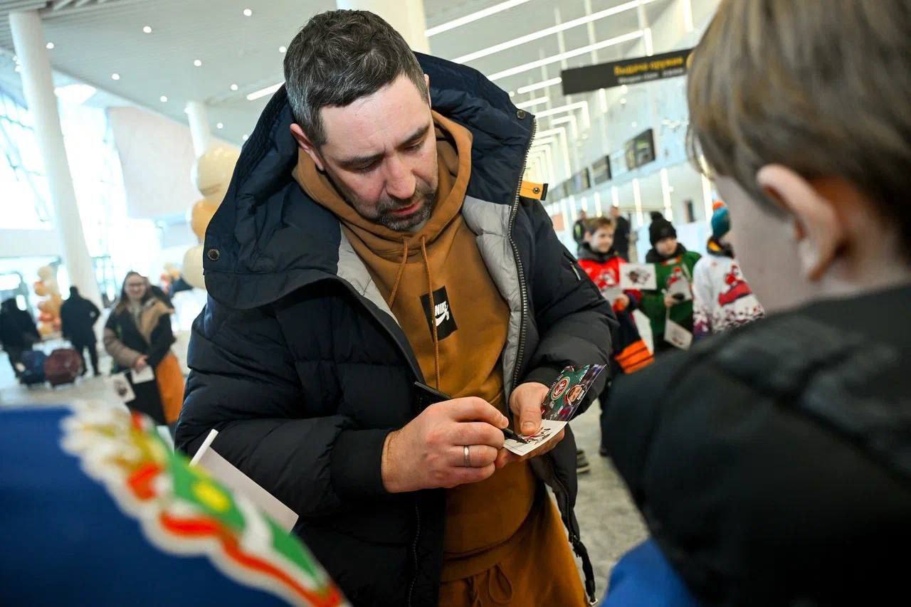 Трехкратный чемпион мира, пятикратный обладатель Кубка Гагарина Данис Зарипов в Благовещенске Трехкратный чемпион мира, пятикратный обладатель Кубка Гагарина Данис Зарипов в Благовещенске
