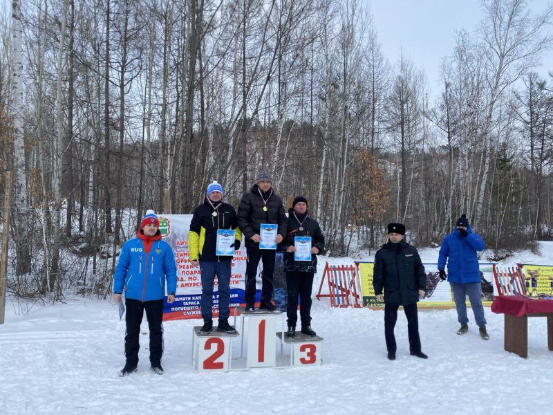 В межмуниципальном отделе МВД России «Зейский» завершились традиционные соревнования по зимнему служебному двоеборью и лыжным гонкам памяти погибшего сотрудника оперуполномоченного отдела уголовного розыска Тараса Соколюка В межмуниципальном отделе МВД России «Зейский» завершились традиционные соревнования по зимнему служебному двоеборью и лыжным гонкам памяти погибшего сотрудника оперуполномоченного отдела уголовного розыска Тараса Соколюка