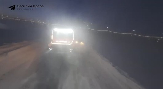 Василий Орлов: Это было мощно!. Финал первого дня фестиваля — вечерний заезд с участием команд «КАМАЗ-мастер», URAL MOTORSPORT и дальневосточных спортсменов категории «Дрифт»