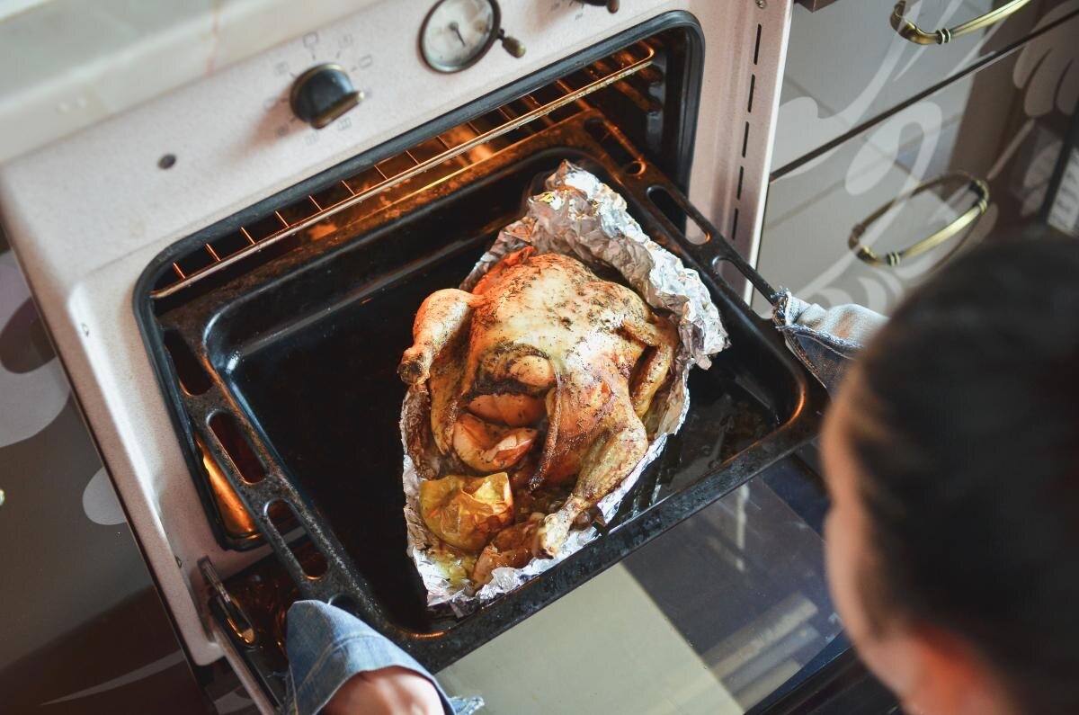 Фольга на кухне и не только: неожиданные фишки и противопоказания