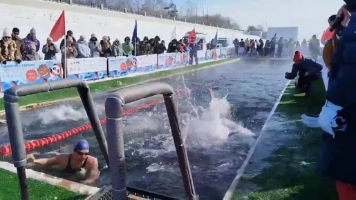 В эстафете 4 по 25 метров на последних секундах Амурская область вырвала победу у Приморья