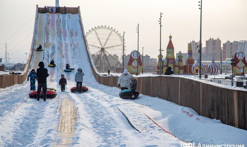 В Благовещенске для посетителей закрылась тюбинговая горка, ее демонтируют на этой неделе