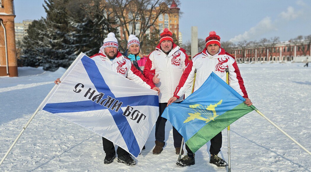 Пловцы-экстремалы, которые отправились из Благовещенска в Антарктиду, плывут по самому опасному для мореходства проливу Дрейка