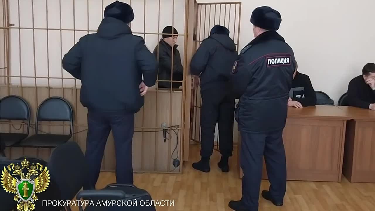 В Зее суд вынес приговор бывшему сотруднику Госавтоинспекции, уличенному в получении взяток и злоупотреблении должностными полномочиями