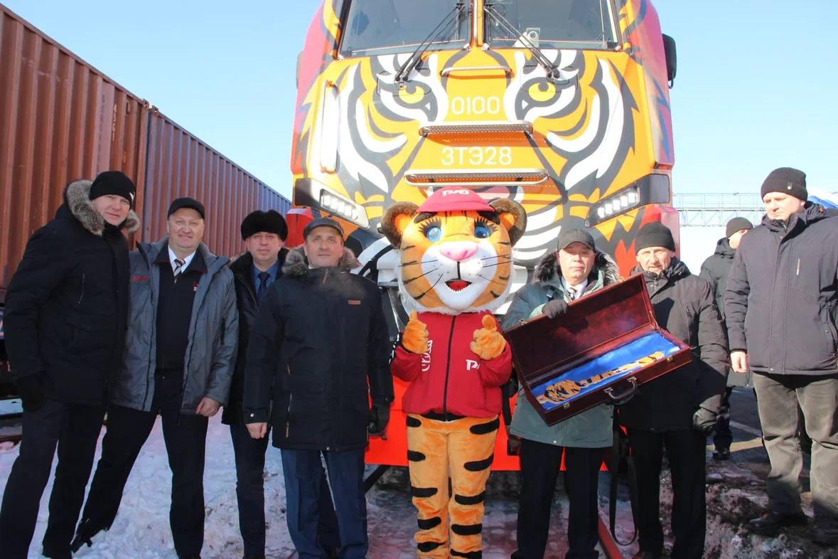 В Тынду сегодня приехало оранжевое тигриное настроение! В Тынду сегодня приехало оранжевое тигриное настроение!