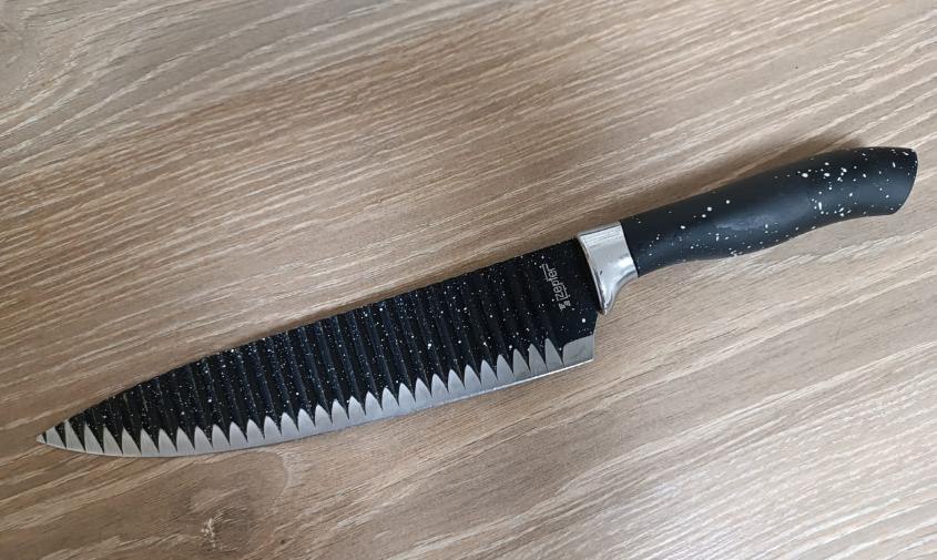 Жительница Шимановска вонзила нож в сердце соседа, который пришел к ее сожителю