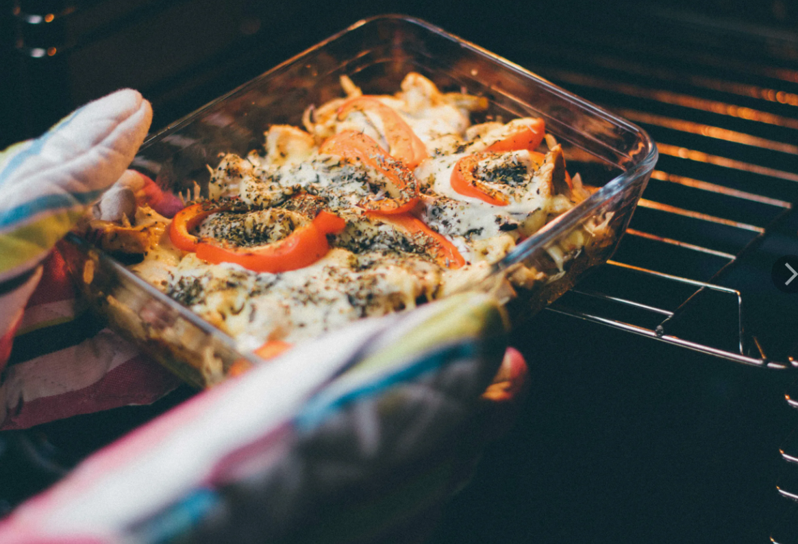 Как сохранить витамины при запекании: советы по приготовлению в духовке