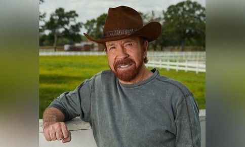 Скончался американский актер Чак Норрис