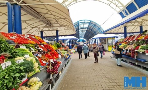 Фрукты и овощи на Комаровке: чем удивит рынок в эти выходные