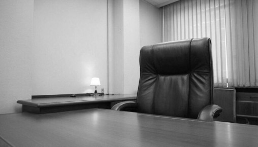 Чиновники под прицелом: новое наказание за затяжные процессы