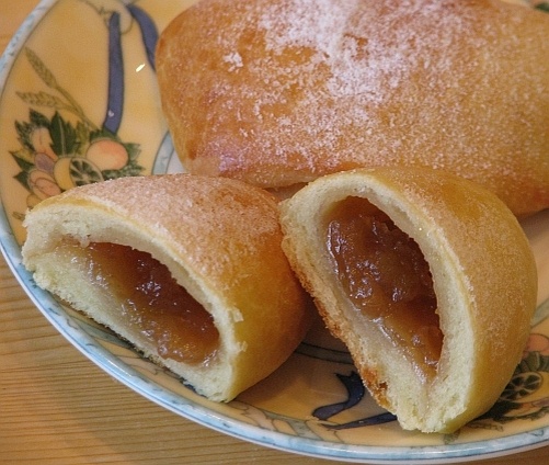 Нежные пирожки-бриоши на закваске: просто и вкусно