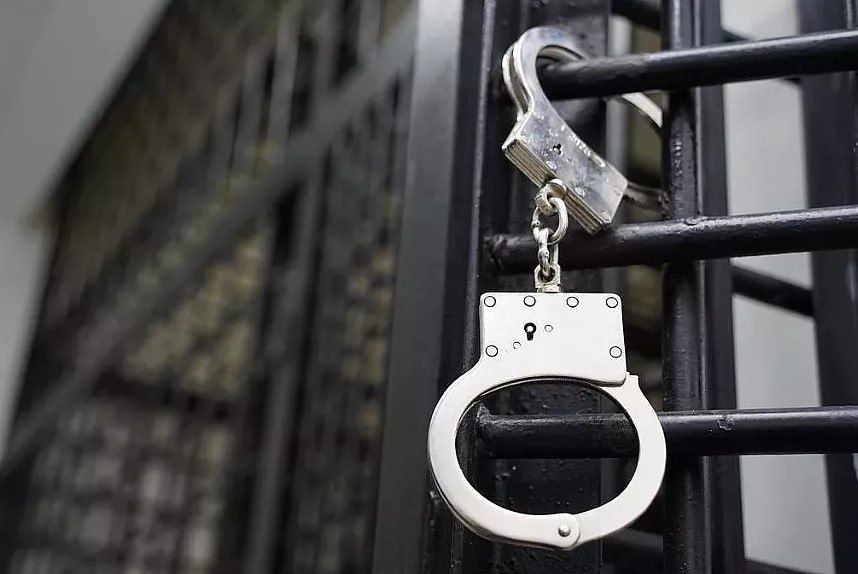 ������� ��������� ����� ����������� � ������� �� ������ ����������� �������� ����