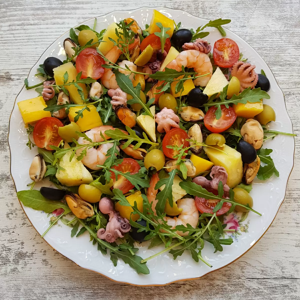 Кулинарное путешествие на Гавайи: Самый свежий гавайский салат