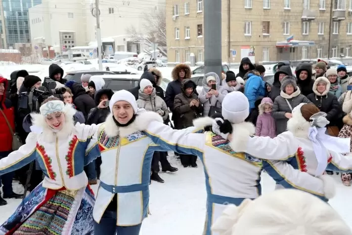 Фестиваль пельменей в Новосибирске: очереди, угощения и яркие эмоции