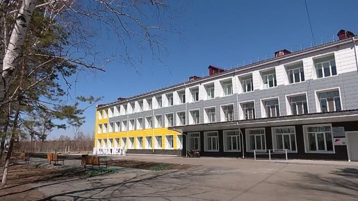 По поручению губернатора Василия Орлова еще одну школьную столовую преобразили в кафе