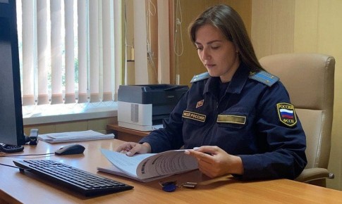 Только угроза лишиться машины заставила амурчанина погасить крупный долг по алиментам перед дочерью