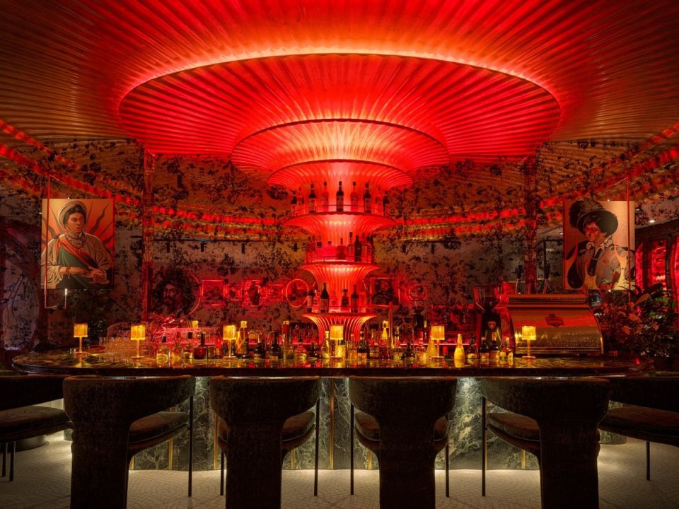 ������� ��� ������: ������� �������� ���� � ToMi Negroni Bar