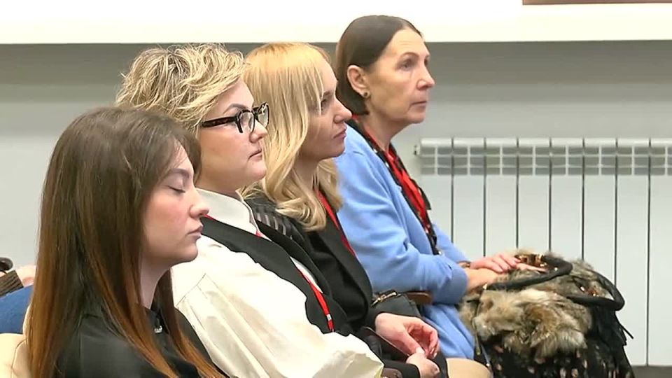 В региональном правительстве подвели итоги программы «Кадры решают»