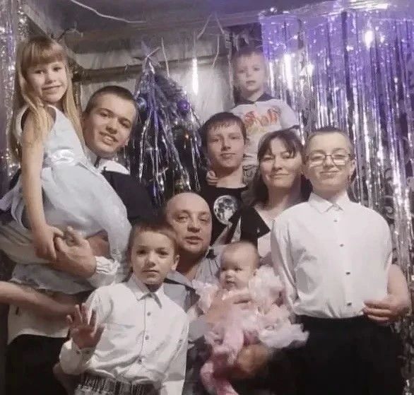 «Мы стали по-настоящему мобильными»: амурские многодетные семьи продолжают приобретать автомобили при поддержке государства
