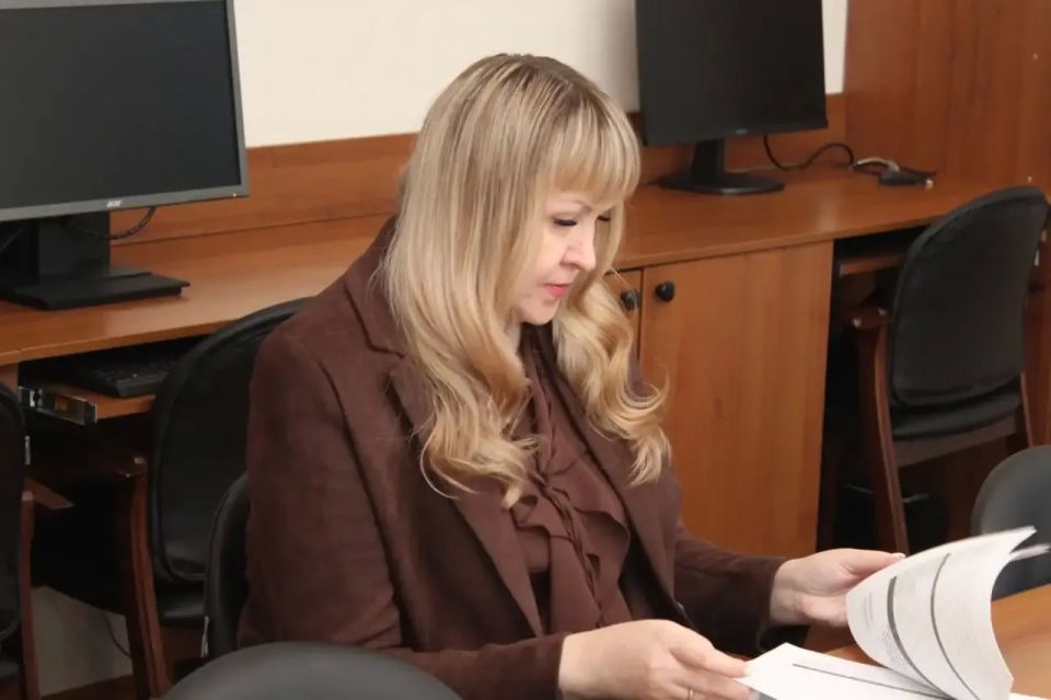 Количество подписей, которое в случае выборов необходимо собрать в поддержку кандидата на пост губернатора, установил Амуризбирком Количество подписей, которое в случае выборов необходимо собрать в поддержку кандидата на пост губернатора, установил Амуризбирком