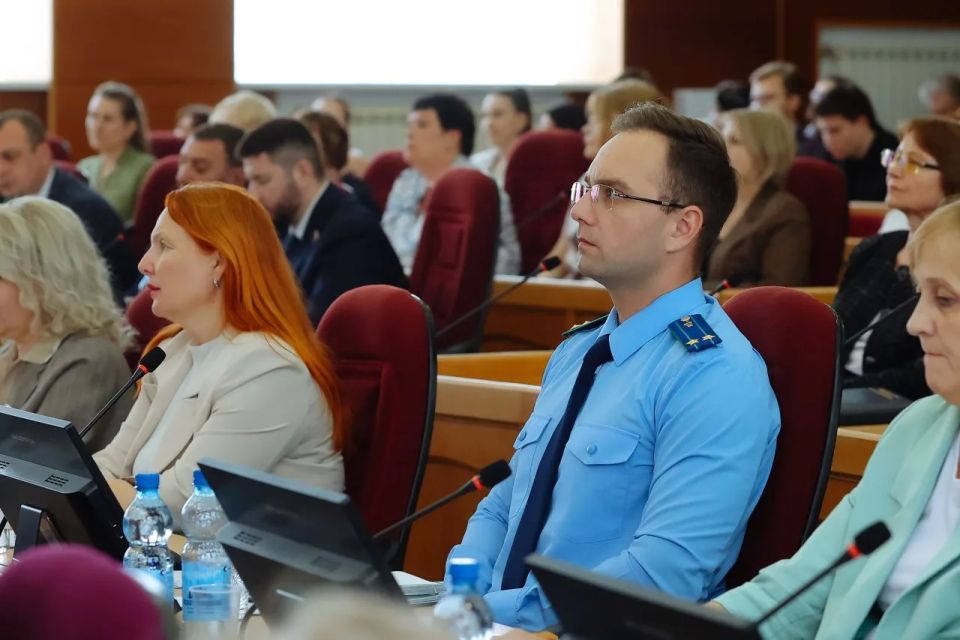 В Приамурье прошло выездное заседание Комитета Государственной Думы по развитию Дальнего Востока и Арктики В Приамурье прошло выездное заседание Комитета Государственной Думы по развитию Дальнего Востока и Арктики