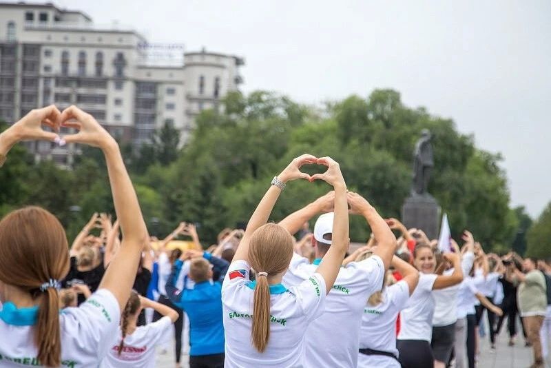 Благовещенцев пригласили на утреннюю субботнюю тренировку с видом на Китай
