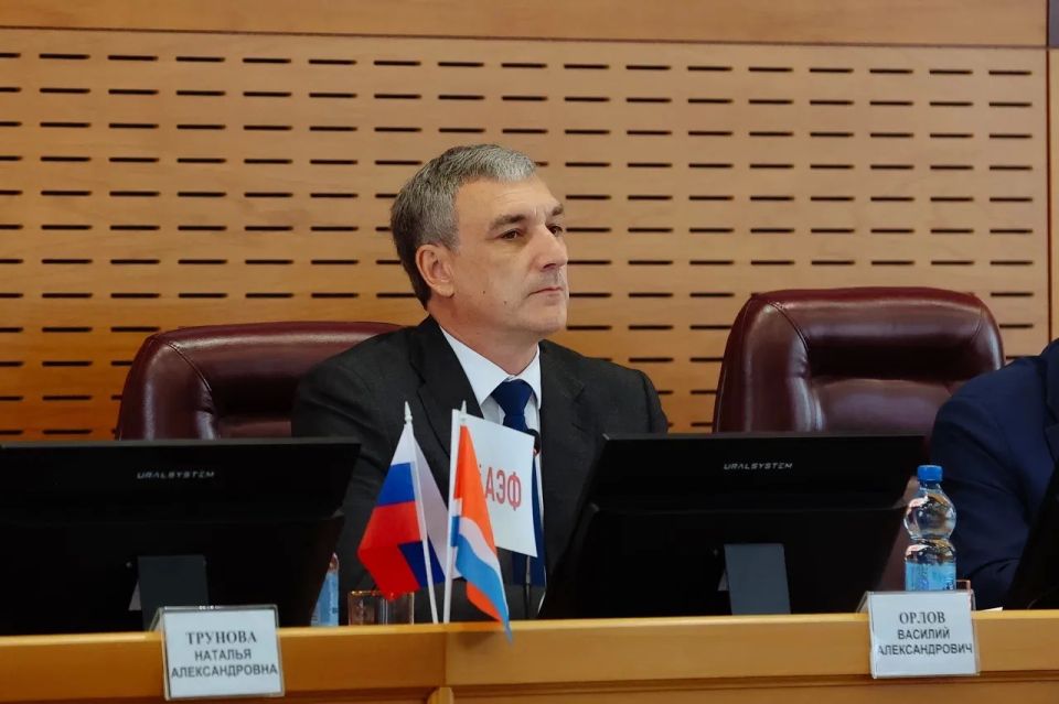 Василий Орлов: Совершенствование законодательного регулирования преференциальных режимов на Дальнем Востоке и в Арктике обсудили с депутатами Государственной Думы на выездное заседание «круглого стола» в рамках «АмурЭкспо» Василий Орлов: Совершенствование законодательного регулирования преференциальных режимов на Дальнем Востоке и в Арктике обсудили с депутатами Государственной Думы на выездное заседание «круглого стола» в рамках «АмурЭкспо»