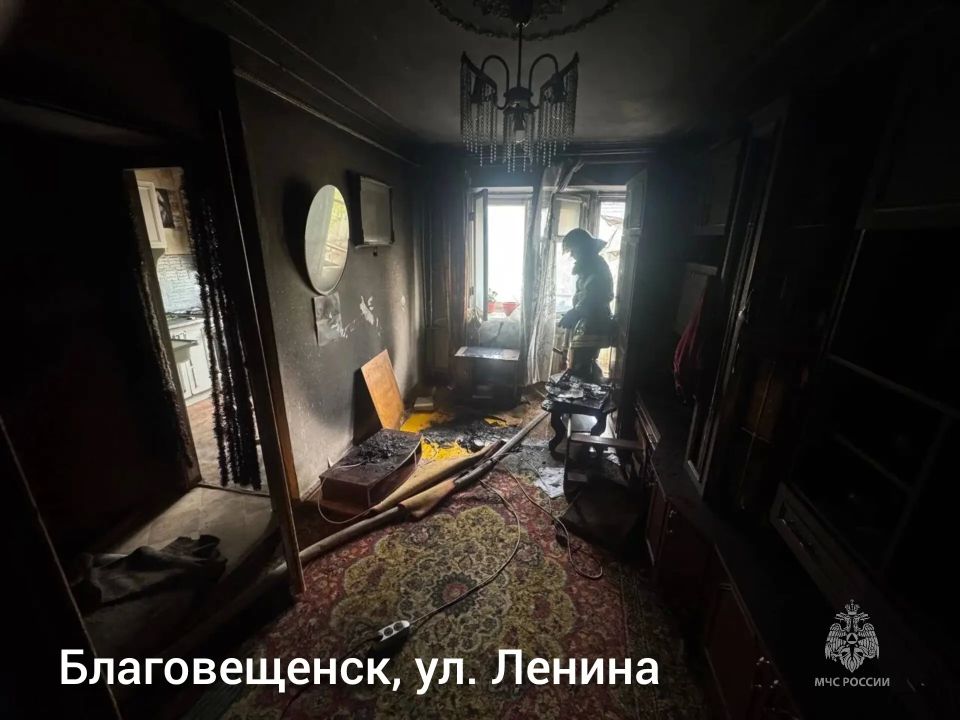 #СобытияМЧС28. В Амурской области за прошедшие сутки Потушено 32 пожара (в том числе 15 горений сухой растительности), на 17 из них привлекались силы и средства МЧС России: в Благовещенске на ул. Ленина горели телевизор и...