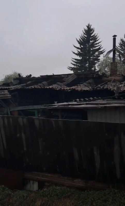 В амурском поселке сгорел жилой дом