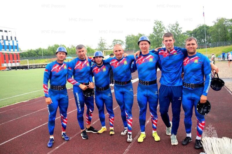 Курс на Россию. У огнеборцев есть свой вид спорта - пожарно-спасательный Курс на Россию. У огнеборцев есть свой вид спорта - пожарно-спасательный