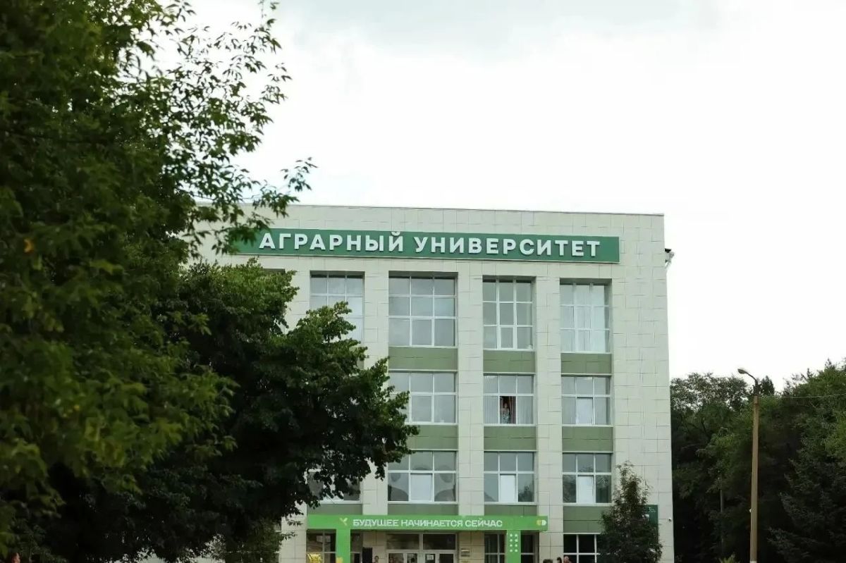 Губернатор Василий Орлов поручил начать обновление студенческих общежитий Амурской области Губернатор Василий Орлов поручил начать обновление студенческих общежитий Амурской области