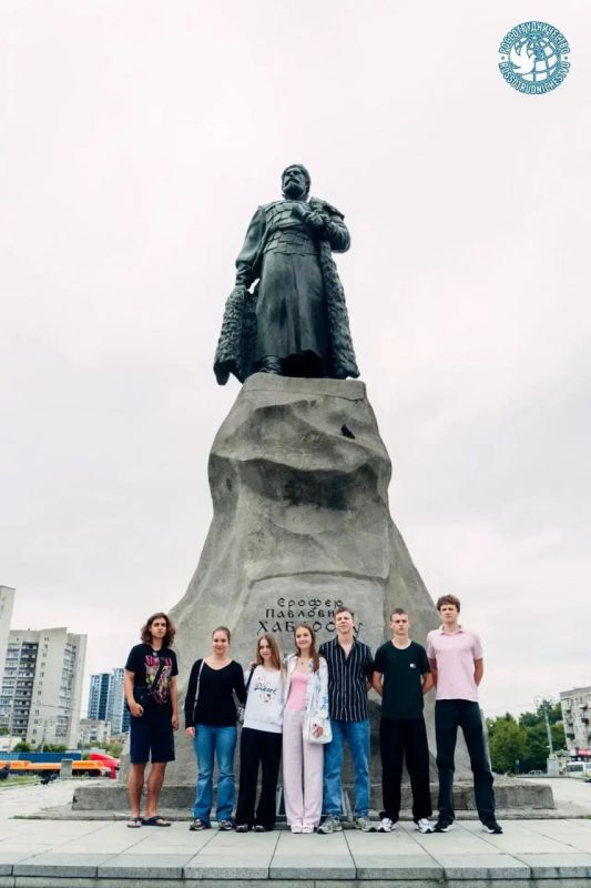 В рамках культурно-образовательного проекта «Здравствуй, Россия!» участники из Австралии, Китая, Беларуси, Объединённых Арабских Эмиратов и Палестины познакомились с Хабаровским краем В рамках культурно-образовательного проекта «Здравствуй, Россия!» участники из Австралии, Китая, Беларуси, Объединённых Арабских Эмиратов и Палестины познакомились с Хабаровским краем