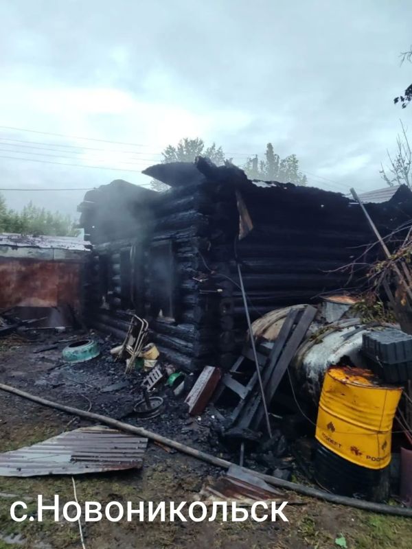 #СобытияМЧС28. В Амурской области за прошедшие сутки Потушено 6 пожаров, на 3 из них привлекались силы и средства МЧС России: в Свободном на ул. Екимова горел жилой дом с пристроенной верандой #СобытияМЧС28. В Амурской области за прошедшие сутки Потушено 6 пожаров, на 3 из них привлекались силы и средства МЧС России: в Свободном на ул. Екимова горел жилой дом с пристроенной верандой