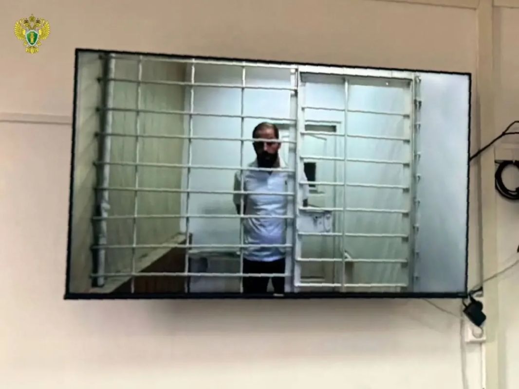 Жителя Улан-Удэ признали виновным в организации незаконной перевозки краснокнижных птиц для их последующей продажи Жителя Улан-Удэ признали виновным в организации незаконной перевозки краснокнижных птиц для их последующей продажи