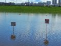 В областном центре на «Серебряной миле» пляж «Пограничный» скрылся под водой