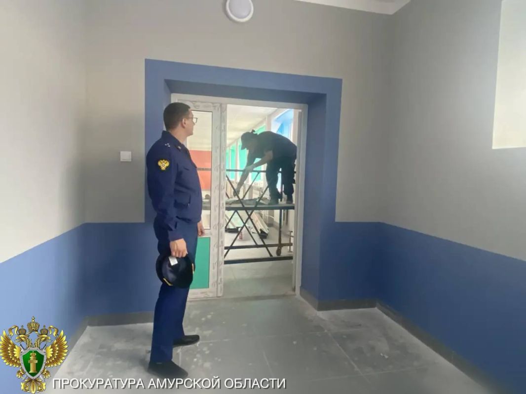 В Тынде после проверки прокуратуры наказан подрядчик за нарушения при ремонте школы по нацпроекту В Тынде после проверки прокуратуры наказан подрядчик за нарушения при ремонте школы по нацпроекту