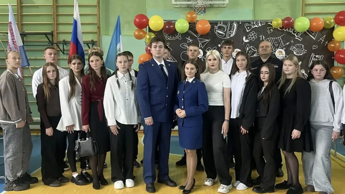 В учебных заведениях Восточно-Сибирского транспортного региона состоялись торжественные линейки, посвященные Дню знаний В учебных заведениях Восточно-Сибирского транспортного региона состоялись торжественные линейки, посвященные Дню знаний