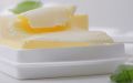 Сливочное масло возглавило рейтинг самых подешевевших продуктов в России за 2025 год