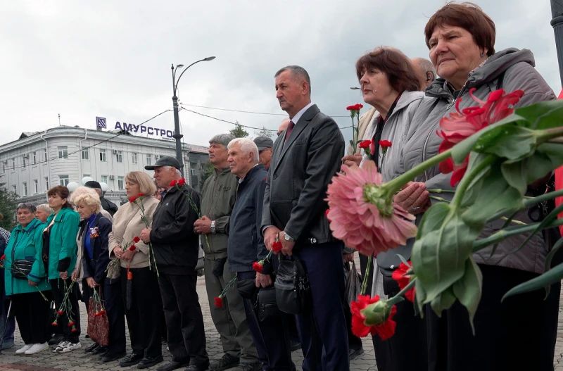 В Благовещенске почтили память павших: ветераны органов внутренних дел приняли участие в памятной акции В Благовещенске почтили память павших: ветераны органов внутренних дел приняли участие в памятной акции