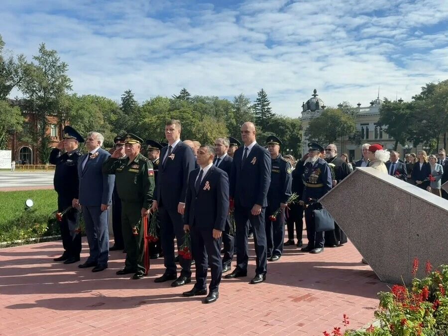 3 сентября в амурской столице состоялось историческое событие: на мемориальном комплексе воинам-амурцам на площади Победы торжественно был зажжен Вечный огонь 3 сентября в амурской столице состоялось историческое событие: на мемориальном комплексе воинам-амурцам на площади Победы торжественно был зажжен Вечный огонь
