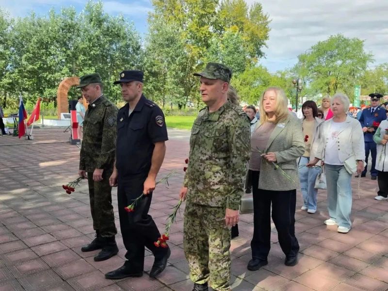 Сотрудники полиции Приамурья почтили память героев Второй мировой войны Сотрудники полиции Приамурья почтили память героев Второй мировой войны