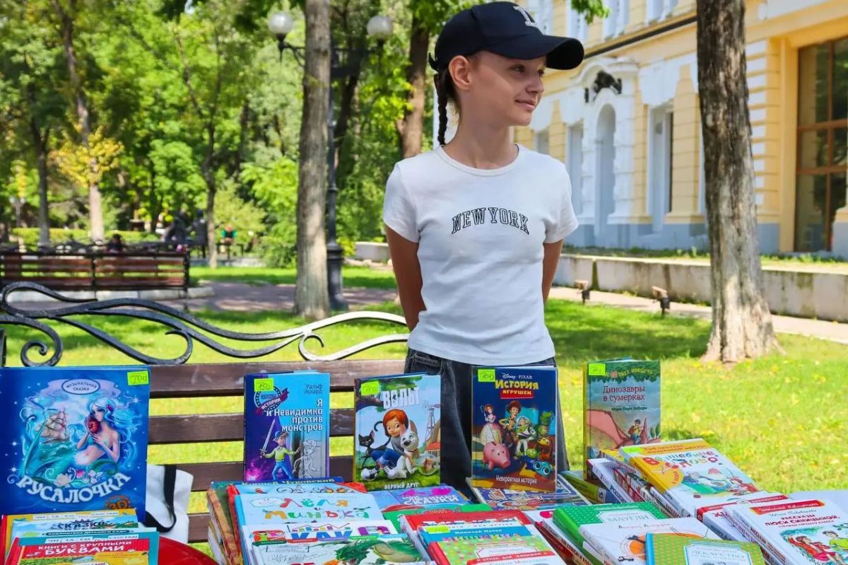 В Благовещенске книги обменяли на корм для бездомных животных В Благовещенске книги обменяли на корм для бездомных животных