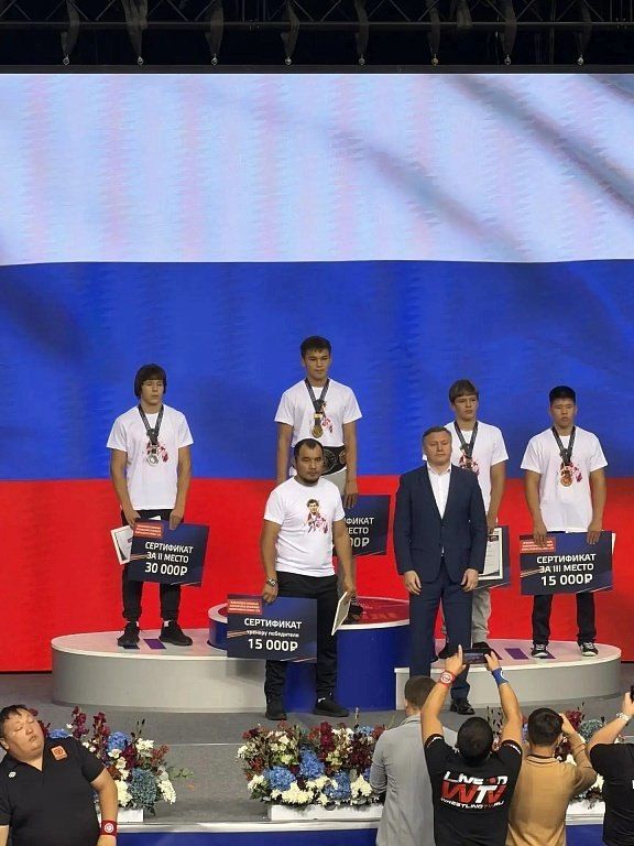 Амурские борцы привезли три медали с престижных турниров в Москве и Красноярске Амурские борцы привезли три медали с престижных турниров в Москве и Красноярске