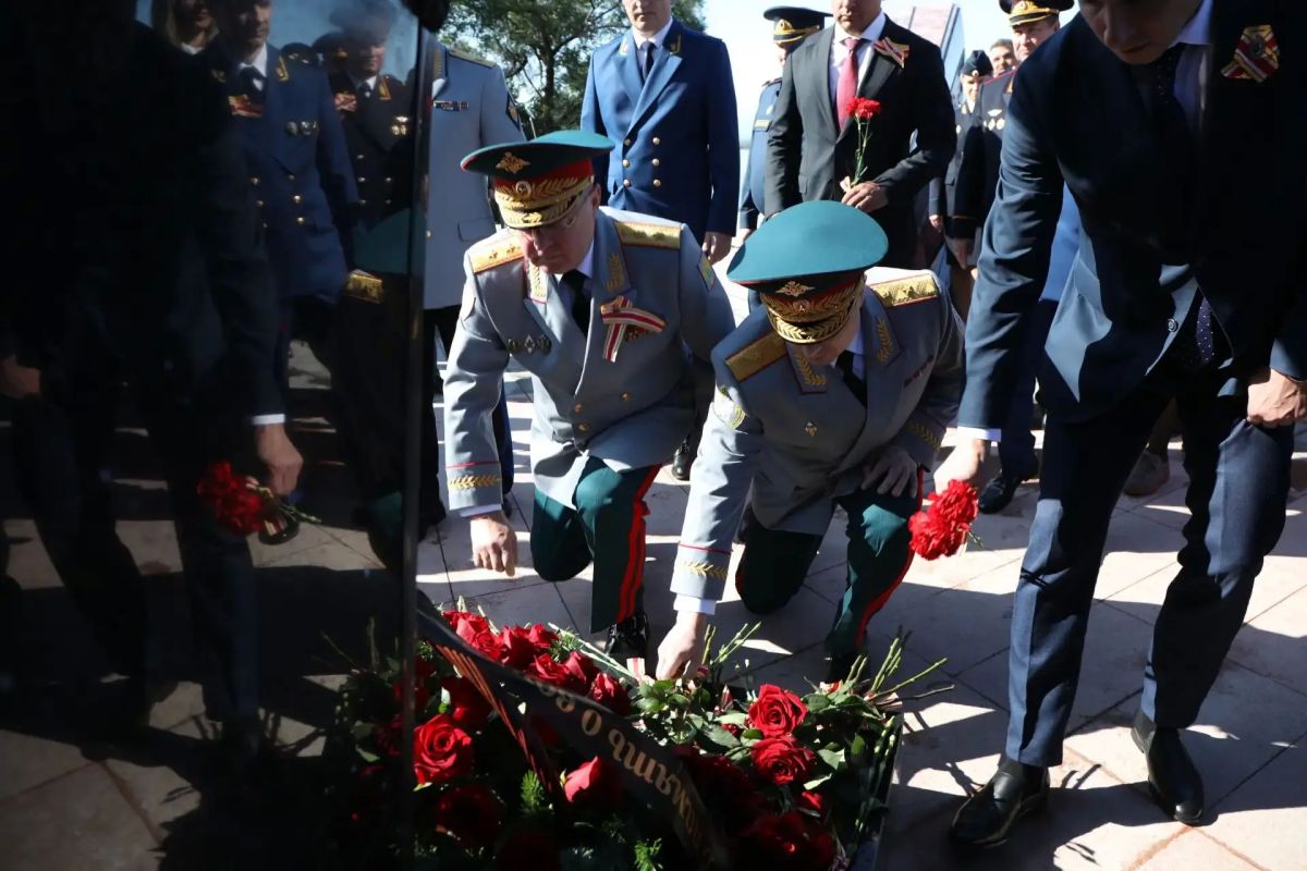 Военные следователи приняли участие в открытии мемориала «Победа на Востоке» Военные следователи приняли участие в открытии мемориала «Победа на Востоке»