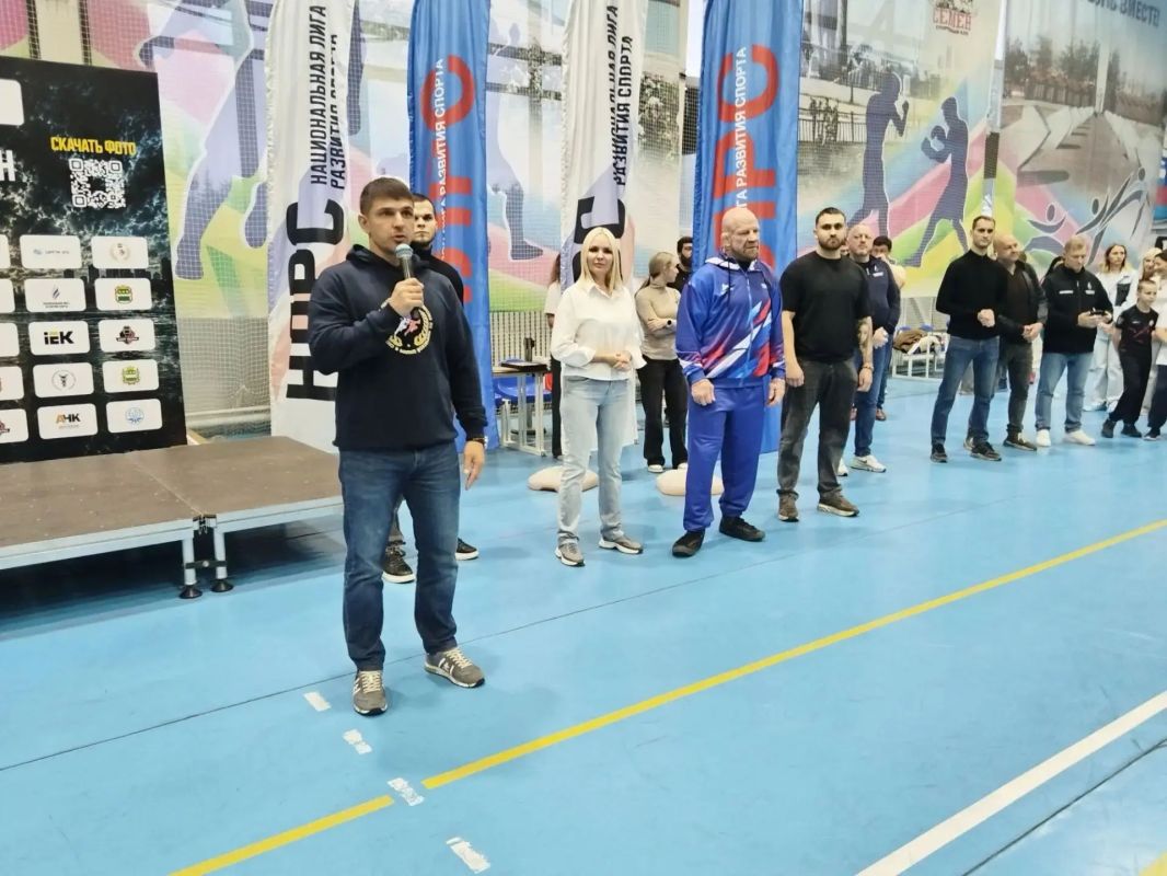 «У меня есть мечта — открыть спортивные школы в каждом большом городе России» «У меня есть мечта — открыть спортивные школы в каждом большом городе России»