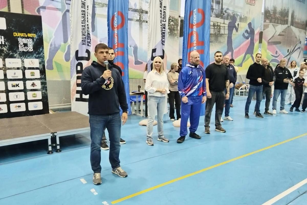 Бесплатную школу единоборств Джеффа Монсона планируют открыть в Благовещенске к концу 2027 года Бесплатную школу единоборств Джеффа Монсона планируют открыть в Благовещенске к концу 2027 года