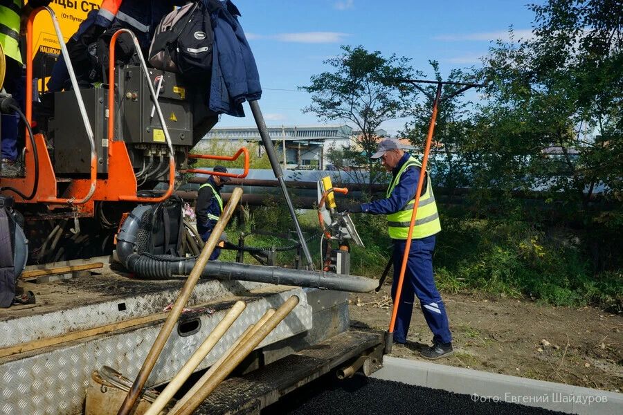 В Благовещенске на участке улицы Загородной между путепроводом и Студенческой завершили устройство асфальтобетонного покрытия В Благовещенске на участке улицы Загородной между путепроводом и Студенческой завершили устройство асфальтобетонного покрытия