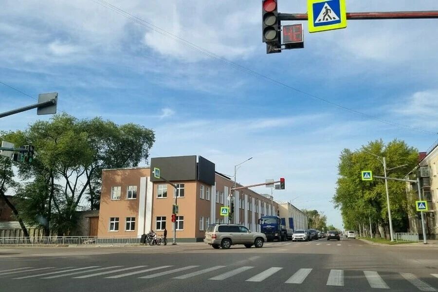 Фасад здания автоколонны в Благовещенске планируют отремонтировать повторно
